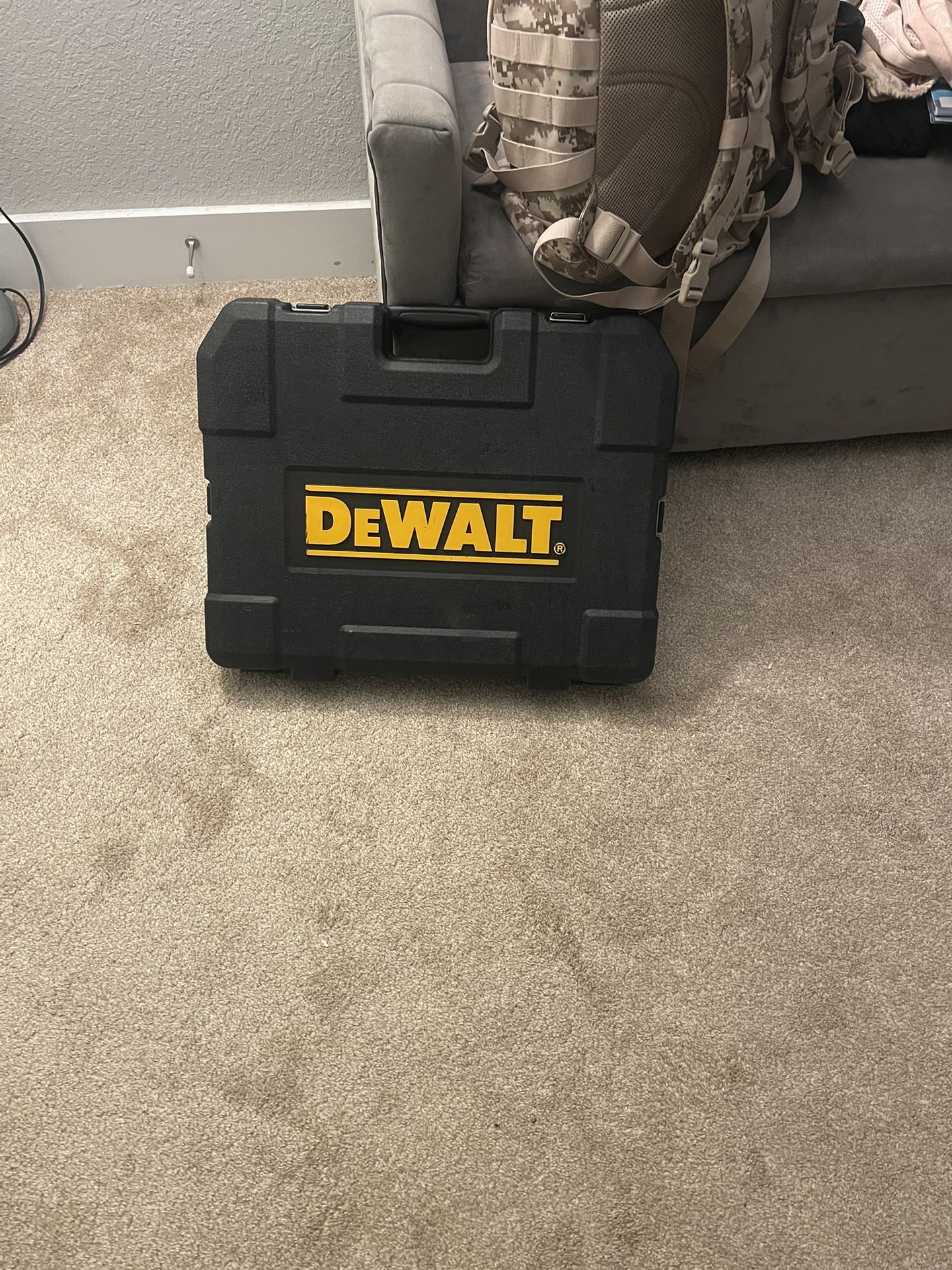 Dewalt Tools Set