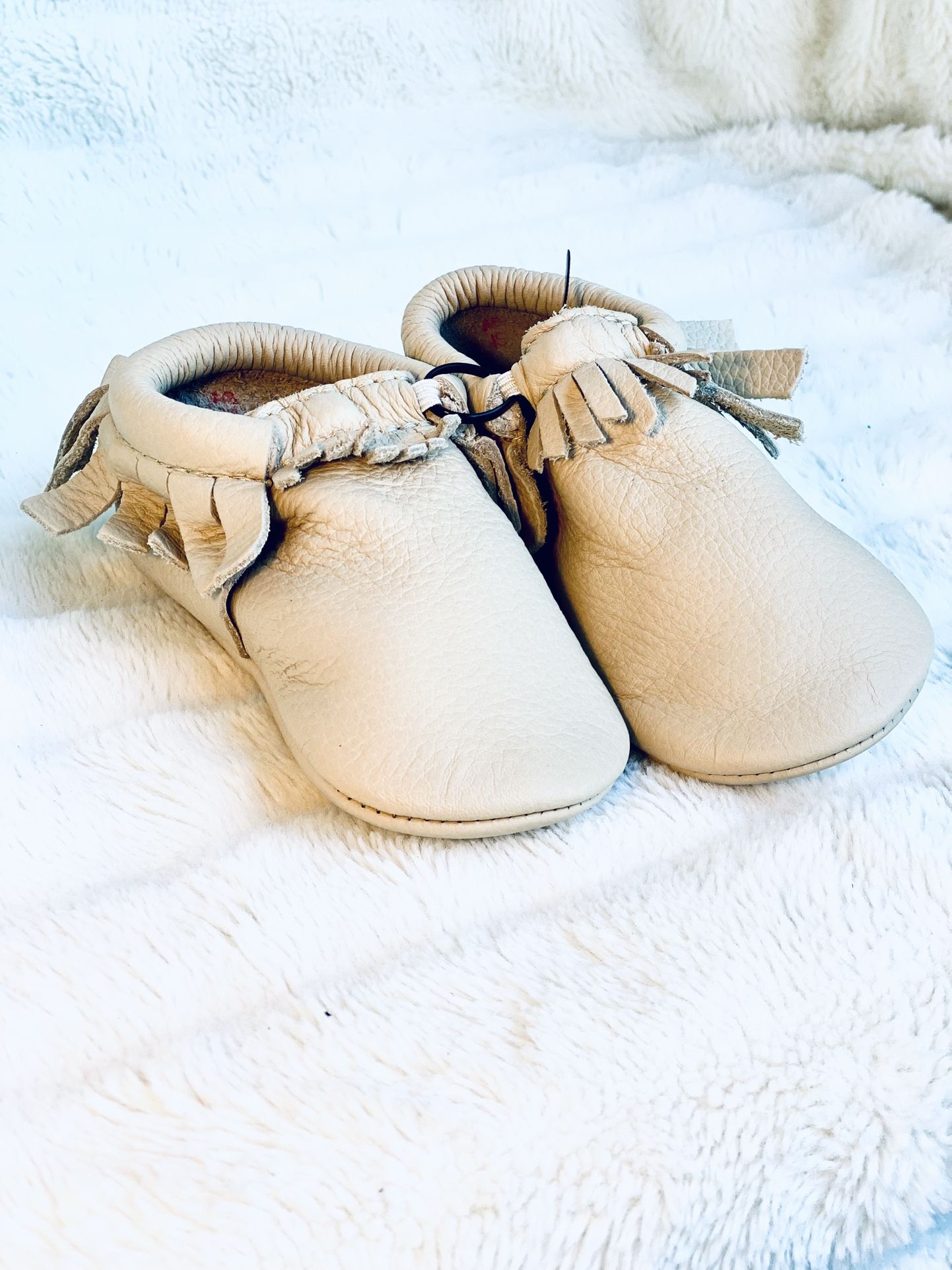 Beige Fringe Baby Mocassins