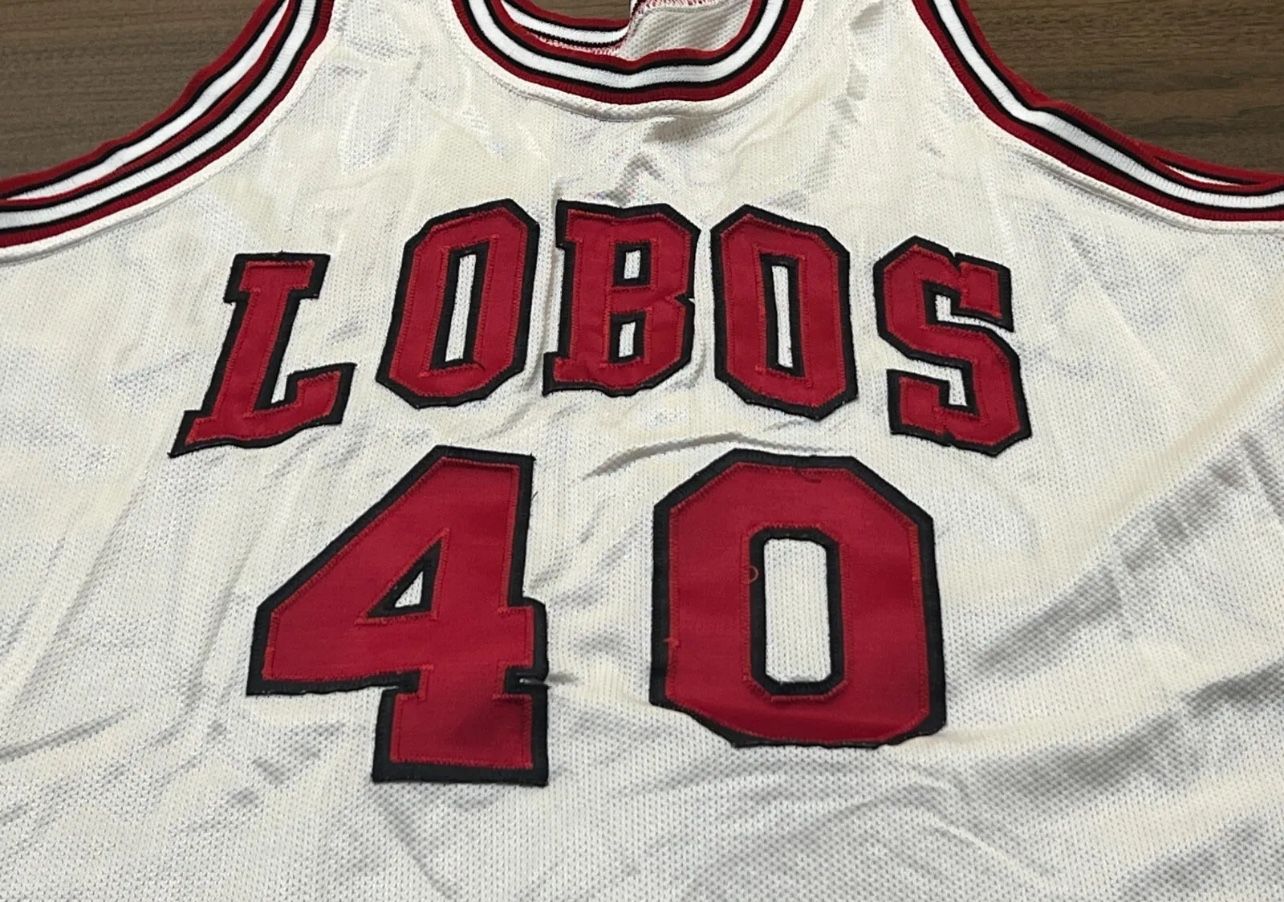 Lobo Basketball on X: 🚨JERSEYS ARE NOW AVAILABLE!!! 🚨 Replica jerseys  are now on sale at the Lobo Den Store at The Pit. Soon, fans will be able  to buy their favorite