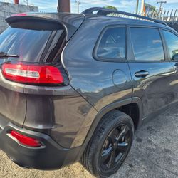 2016 Jeep Cherokee