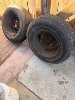 A Set of 4 rollers for old Chevys