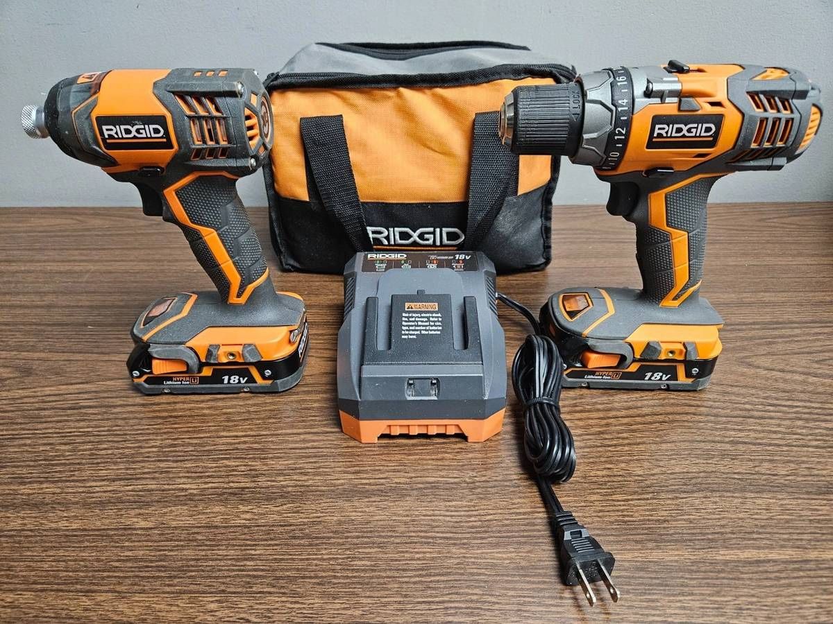 └➤➤➤ Cordless RIDGID Impact Wrench 1/2 R86011VN & Drill R86008 w/ Batt