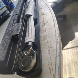 Click Style Torque Wrench