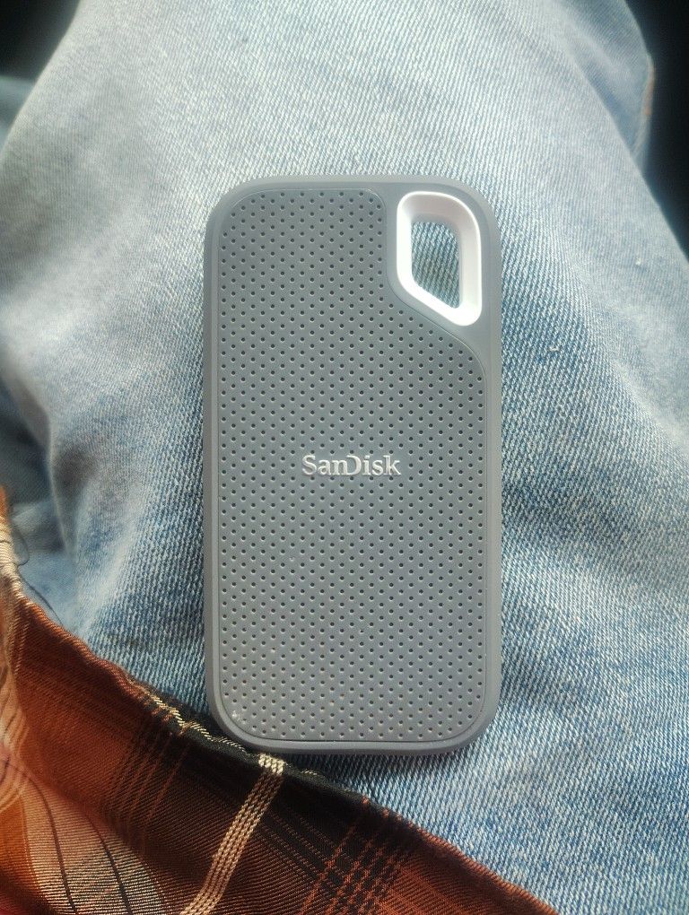 SanDisk 1 TB Extreme Portable SSD