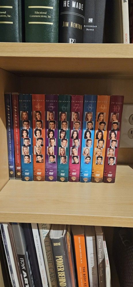 COMPLETE SET. OF. FRIENDS. DVD's