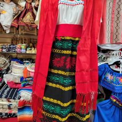 Hermoso Set Para Dama 5de Mayo Diferentes Tallas Artesanía Mexicana