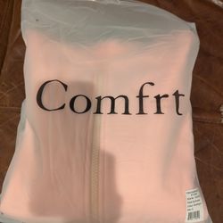 Comfrt Peach Hoodie Medium 