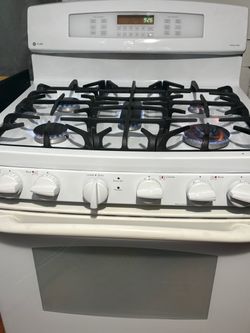 GE Profile Double Oven Gas Range White
