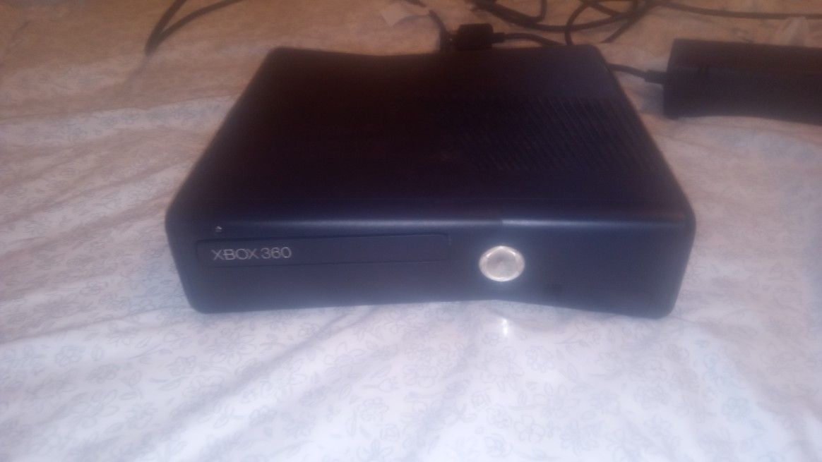XBOX 360 (No Controller)