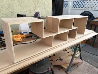 Display Pieces Shelves Compartments