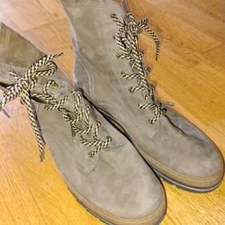 Women's Boots