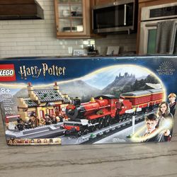 NEW In Box LEGO Harry Potter Hogwarts Express & Hogsmeade Station
