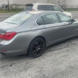 2010 BMW 750 LI