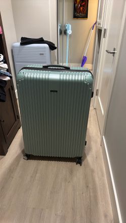 XL Suitcase