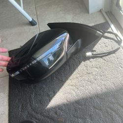 Black Right Side Mirror Nissan Rogue Sport 
