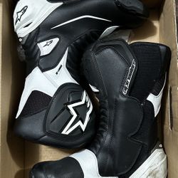 Alpinestars SMX S  Size 43 (9M)  Black And White Men’s Motorcycle Riding Boots 