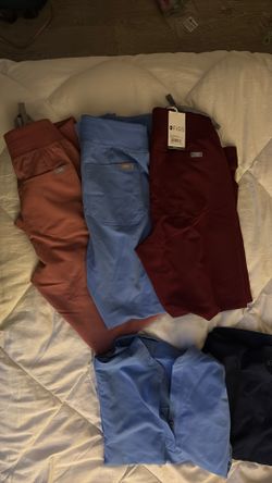 Bundle Figs Scrubs
