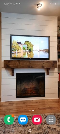 Hand Hewn Wood Mantle