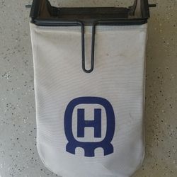 Husky Grass Catcher