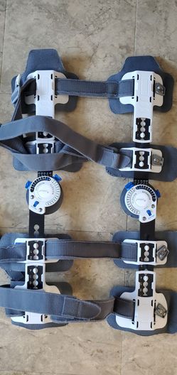 Deroyal Leg braces