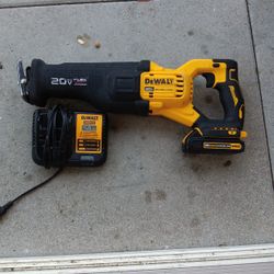 Dawalt 20v max Flex Volt Advantage Reciprocating Saw