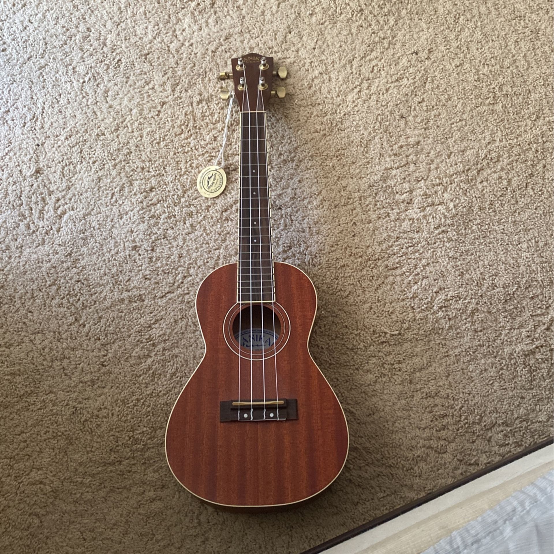 Lanikai 4-String Ukulele