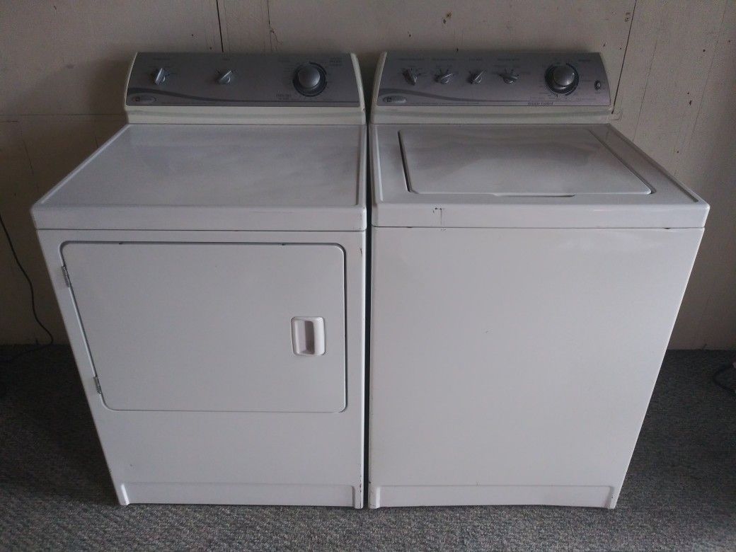 Maytag Washer & Dryer (Electric)