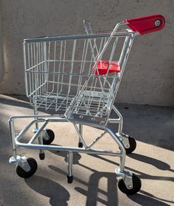 Melissa and Doug Shopping Cart