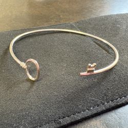 Silver Key Bangle 7 Inches