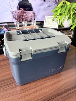 Stanley Easy Carry 7.5 qt Cooler