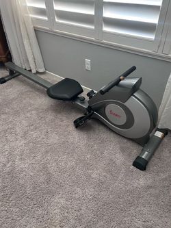 Sunny rowing machine