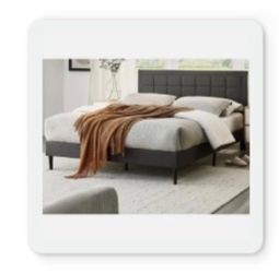 Bed and mattress queen size