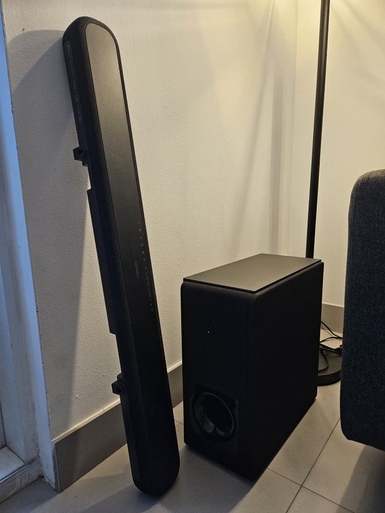 Soundbar And Subwoofer YAMAHA YAS 209 