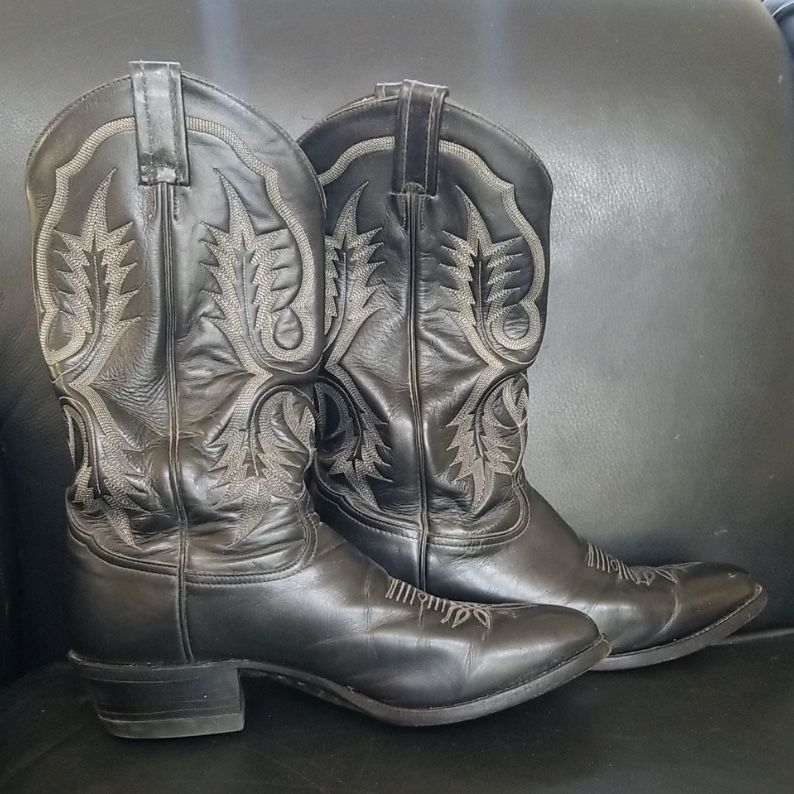 Tony lama Men’s Cowboy Boots - Black Leather 2914 Men’s size 9.5