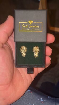 10k Nugget earrings
