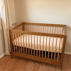 Naturepedic Breathable Organic 2-Stage Baby Crib Mattress, Wood Crib