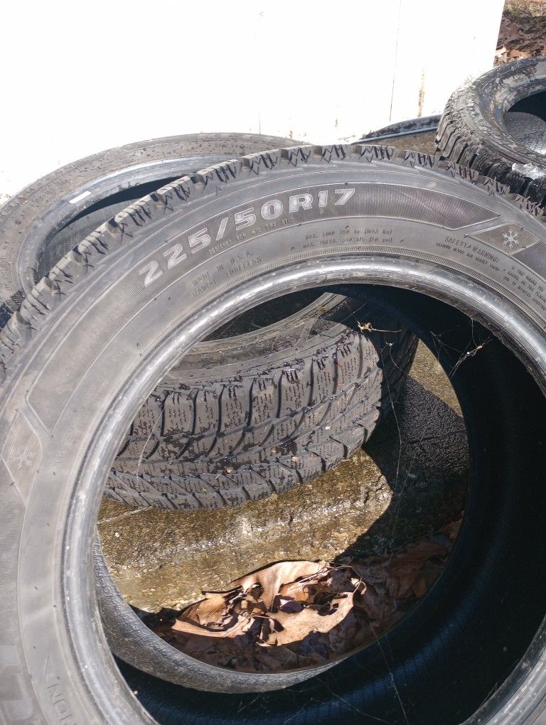 Kelly Winter Access Snow Tires for Sale in Hurley, NY OfferUp