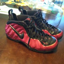 "Foamposites" Size 9 1/2..Good Condition 