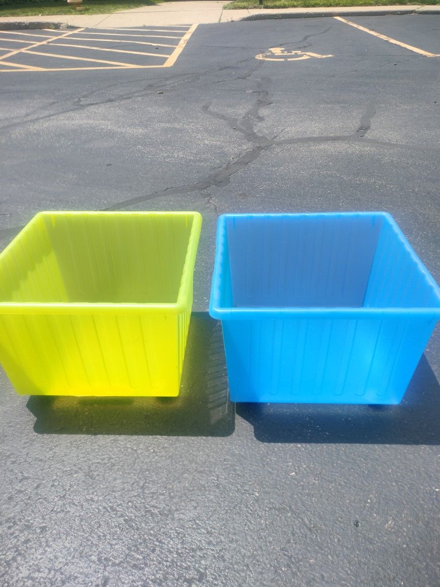 Green & Blue Plastic Storage Bins