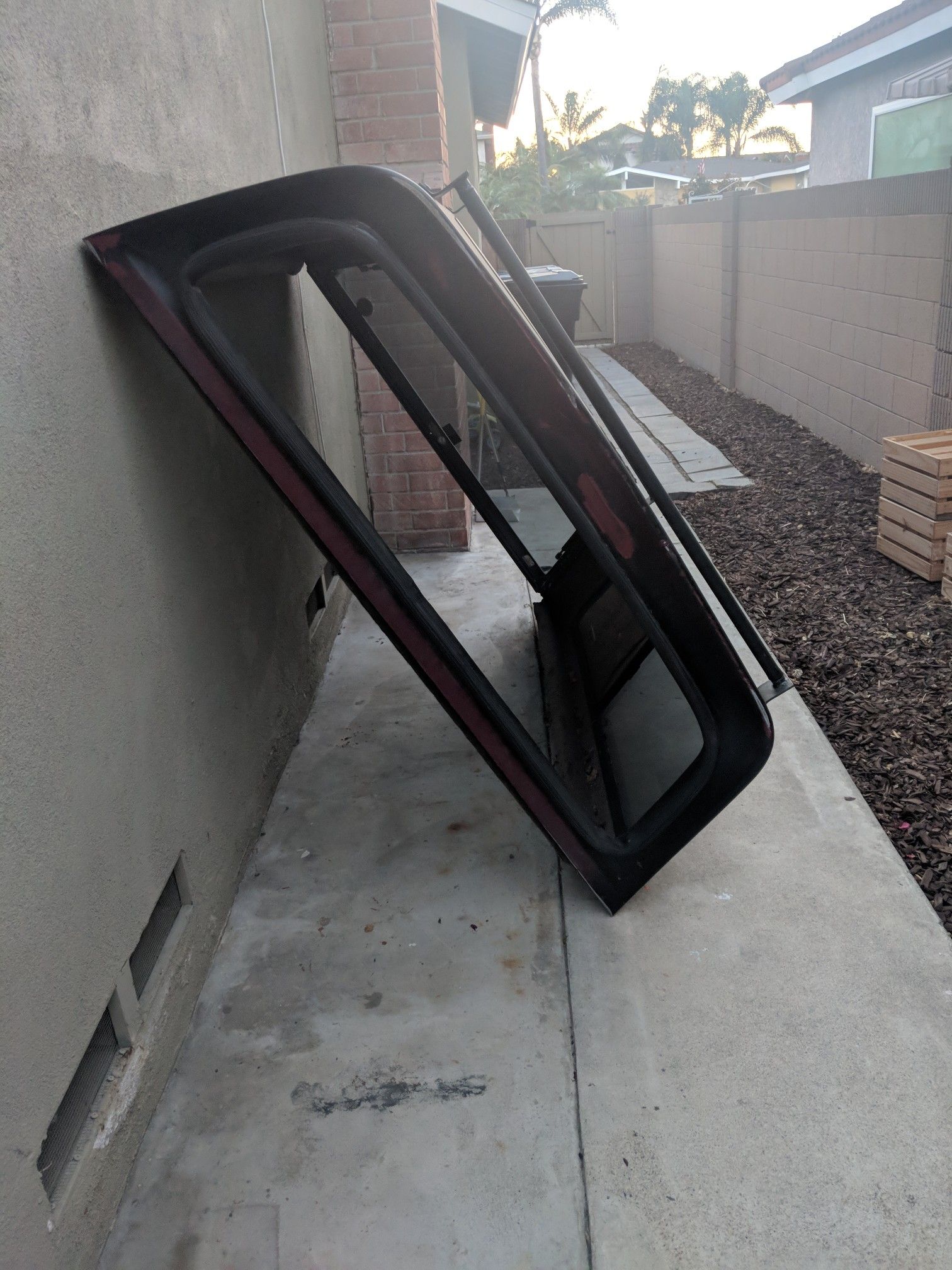 2002 Toyota Tundra Camper Shell