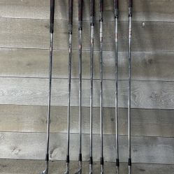 Titleist Acushnet Model 100 Vintage Irons 3-6 8-PW Original Grips RH Regular