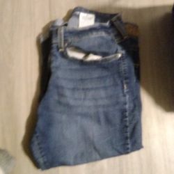 Women's Levi Jeans