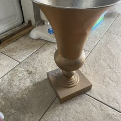 16 In Vase Delivery Make An Offer