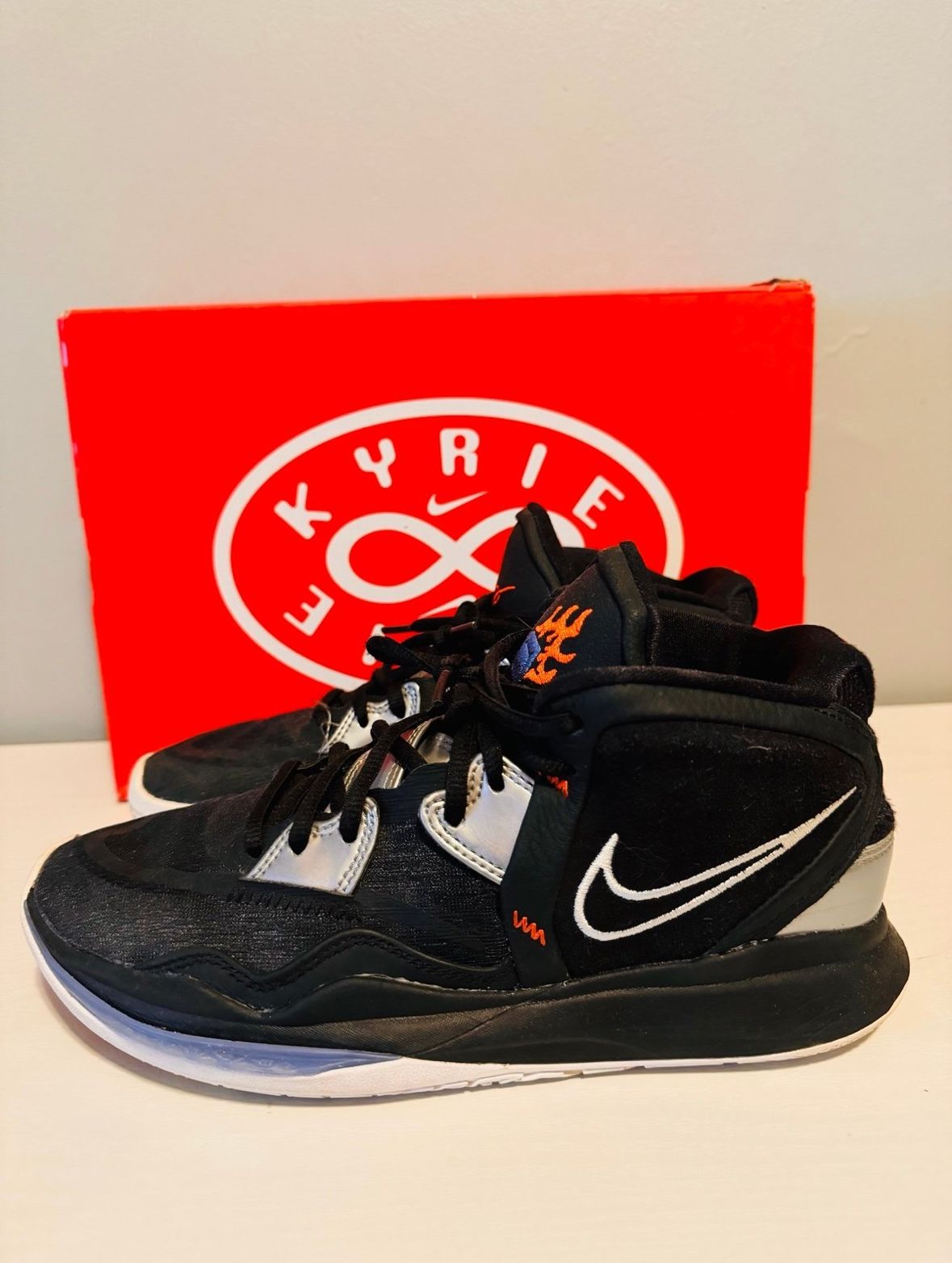 Kyrie Infinity Fire And Ice Basketball Sneakers - CZ02204-001