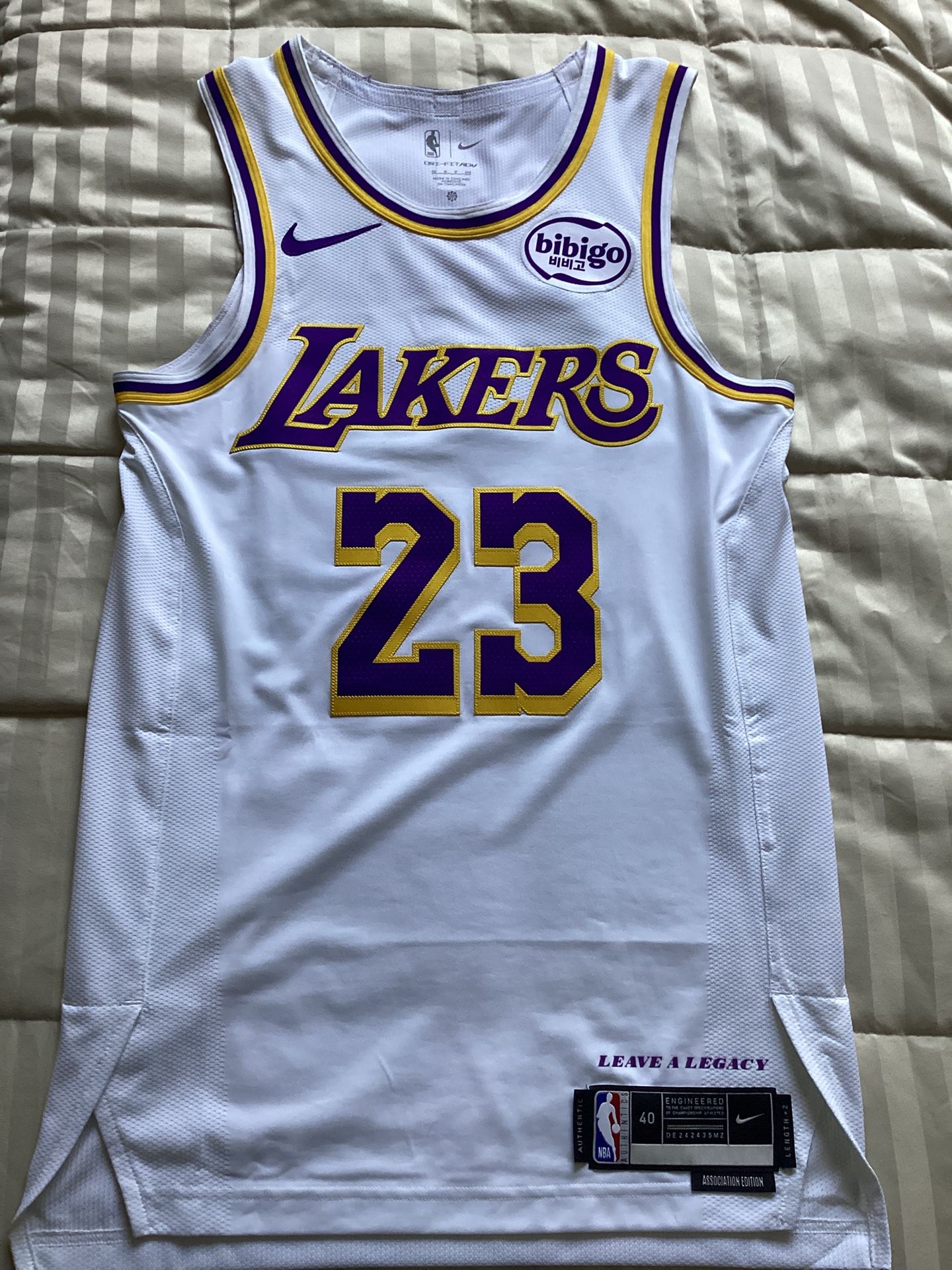 Le Bron James 23 Lakers Jersey