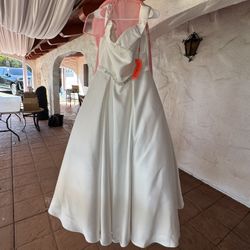 Wedding dress