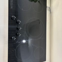 GE 36 in. 5 Burner Element Radiant Electric Cooktop in Black
