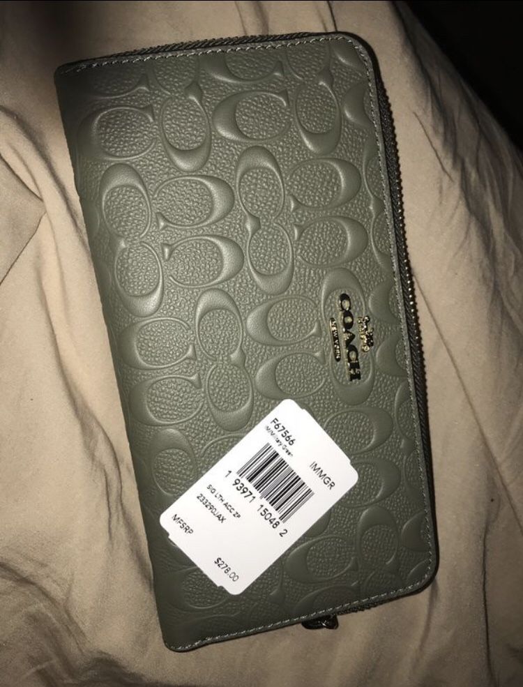 Coach wallet