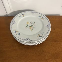 5 Vintage Dishes