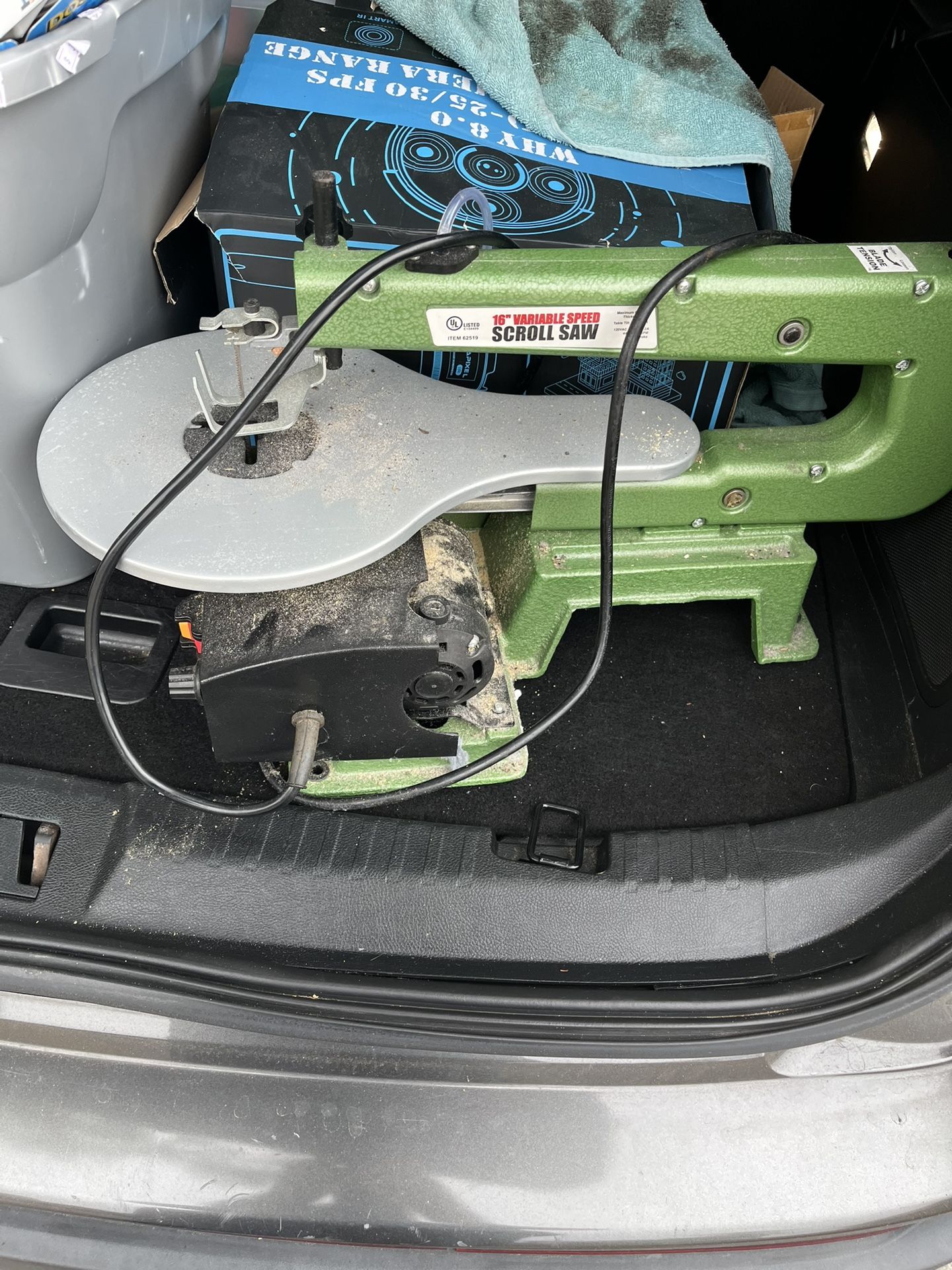 Scroll saw